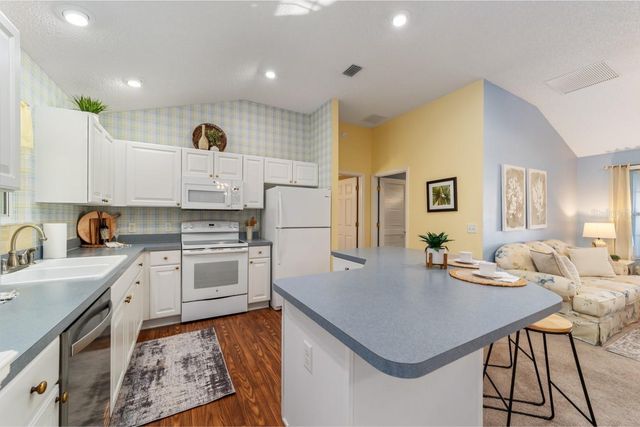 17637 SE 80TH ALTAMAHA COURT, The Villages, FL 32162