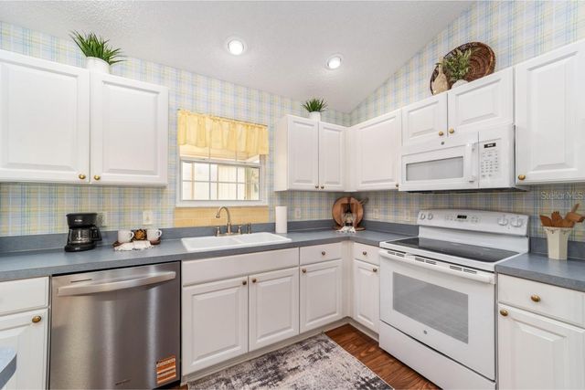 17637 SE 80TH ALTAMAHA COURT, The Villages, FL 32162