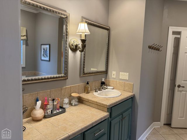 4124 Covington Drive, Jonesboro, AR 72404