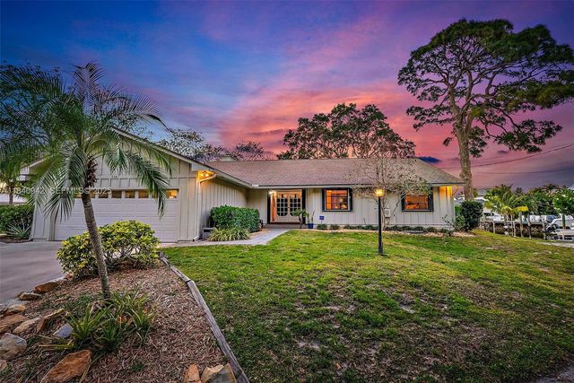934 Penn Trail, Jupiter, FL 33458