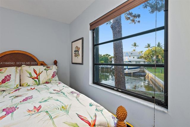 934 Penn Trail, Jupiter, FL 33458