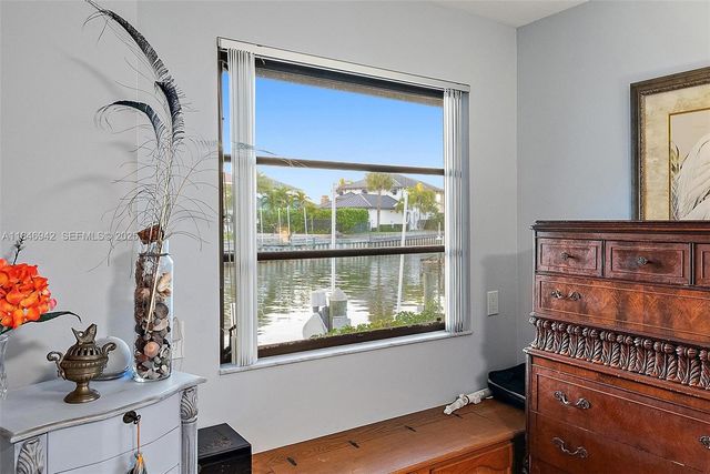 934 Penn Trail, Jupiter, FL 33458