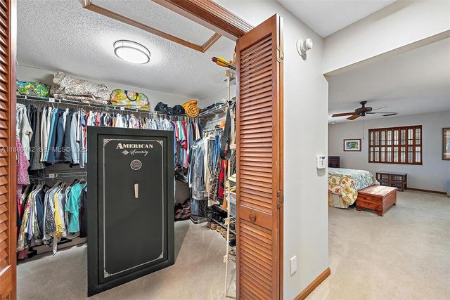 934 Penn Trail, Jupiter, FL 33458