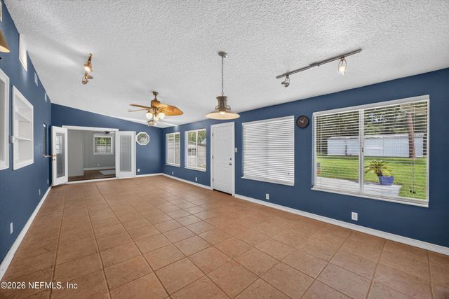 5843 OVELLA Road, Jacksonville, FL 32244