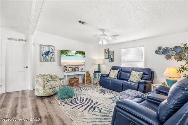 487 N Marlin Circle, Barefoot Bay, FL 32976