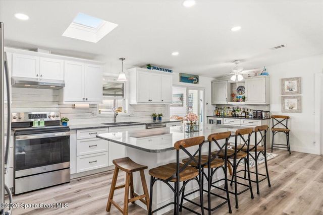487 N Marlin Circle, Barefoot Bay, FL 32976