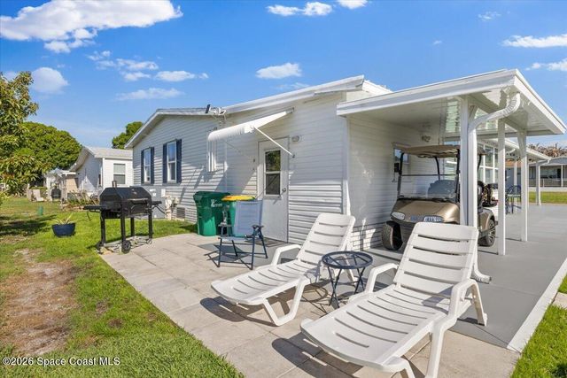 487 N Marlin Circle, Barefoot Bay, FL 32976