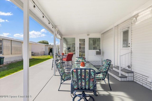 487 N Marlin Circle, Barefoot Bay, FL 32976