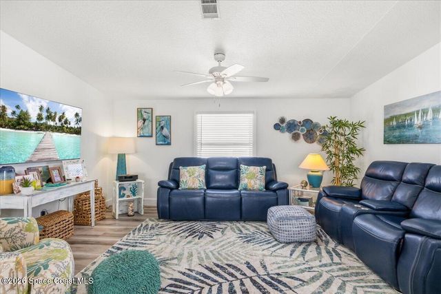 487 N Marlin Circle, Barefoot Bay, FL 32976