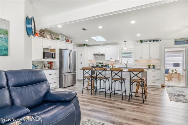 487 N Marlin Circle, Barefoot Bay, FL 32976