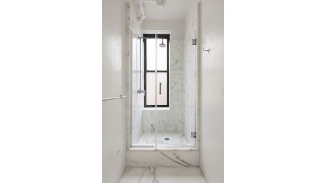 83 Murray St Apt 4, New York City, NY 10007