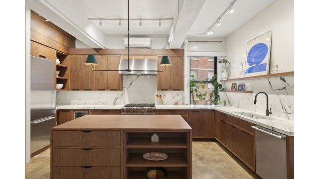 83 Murray St Apt 4, New York City, NY 10007