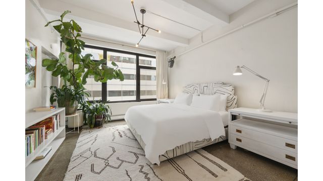 83 Murray St Apt 4, New York City, NY 10007