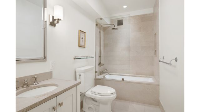 83 Murray St Apt 4, New York City, NY 10007