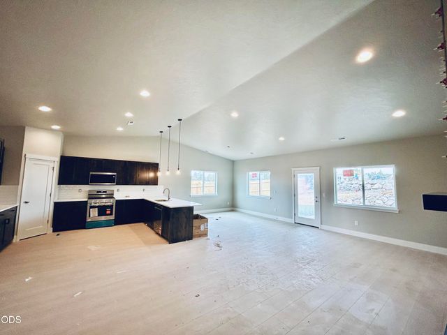3877 SW Antelope Way Lot 51, Redmond, OR 97756