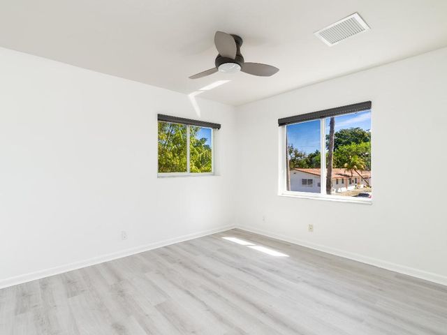 1323 NE 5th Avenue, Fort Lauderdale, FL 33304