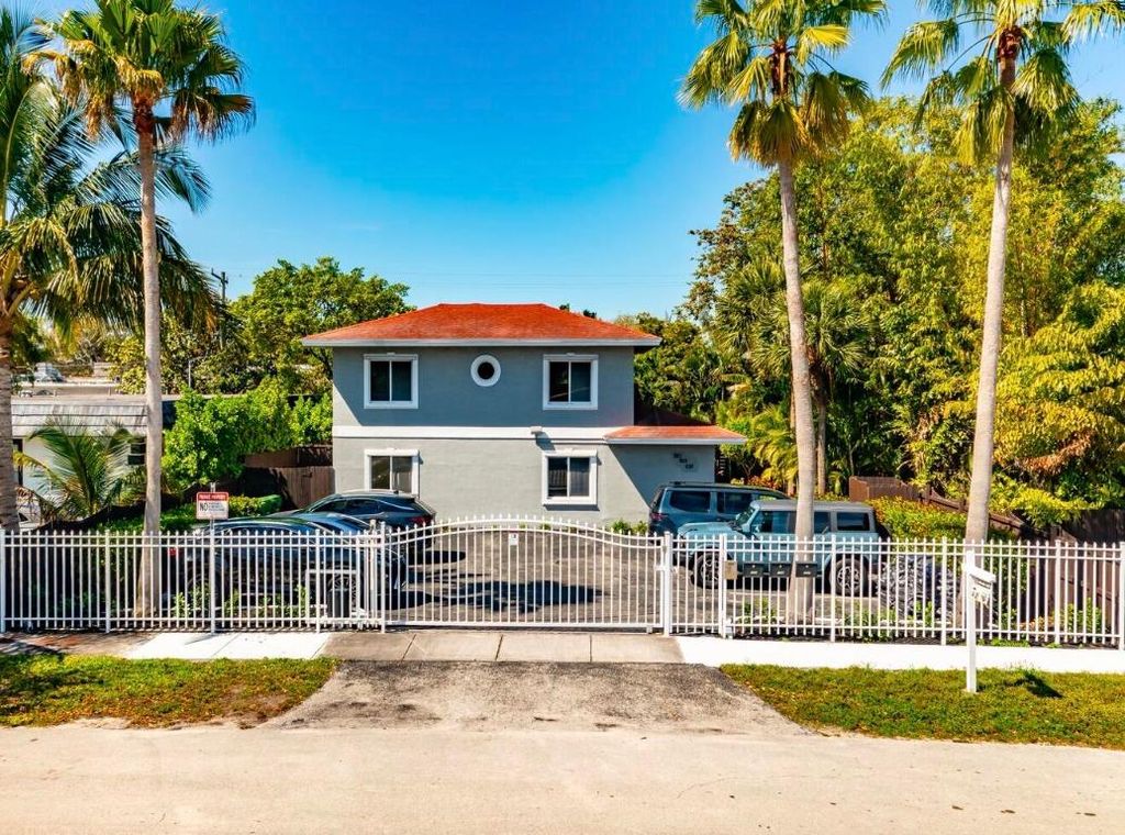 1323 NE 5th Avenue, Fort Lauderdale, FL 33304