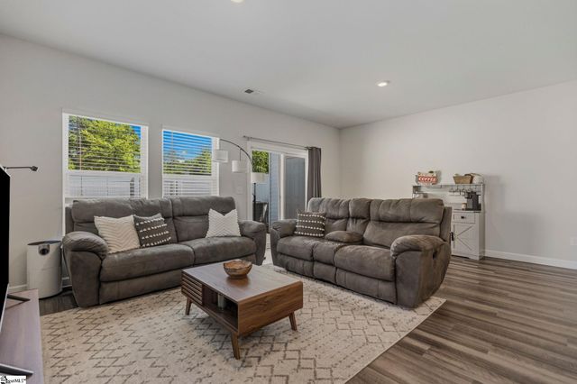 130 Telford Drive, Greenville, SC 29617