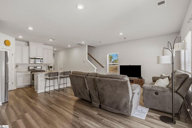 130 Telford Drive, Greenville, SC 29617