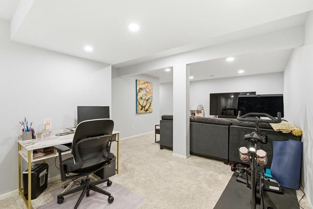 712 Sugar Maple Lane, Verona, WI 53593