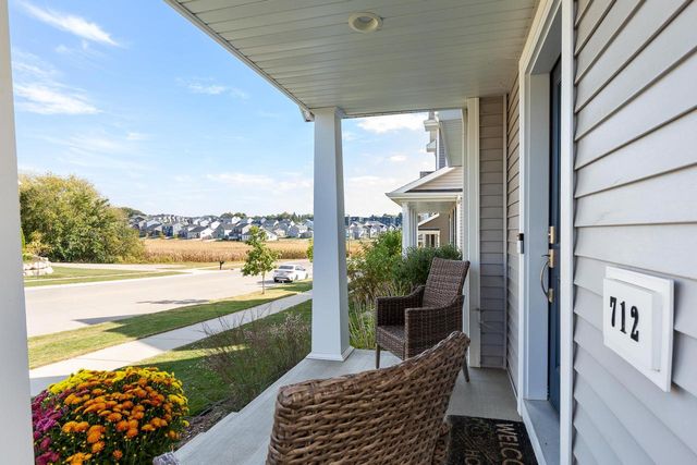 712 Sugar Maple Lane, Verona, WI 53593