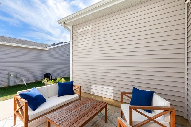 712 Sugar Maple Lane, Verona, WI 53593