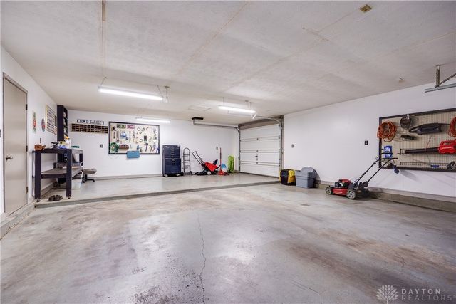 60 E Ellis Drive, Waynesville, OH 45068