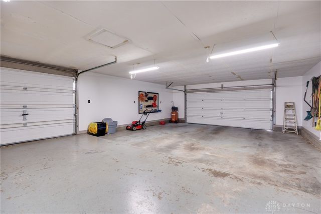 60 E Ellis Drive, Waynesville, OH 45068