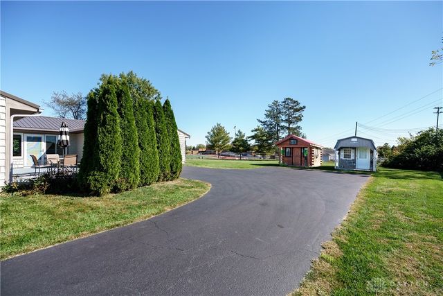 60 E Ellis Drive, Waynesville, OH 45068