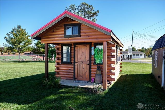 60 E Ellis Drive, Waynesville, OH 45068