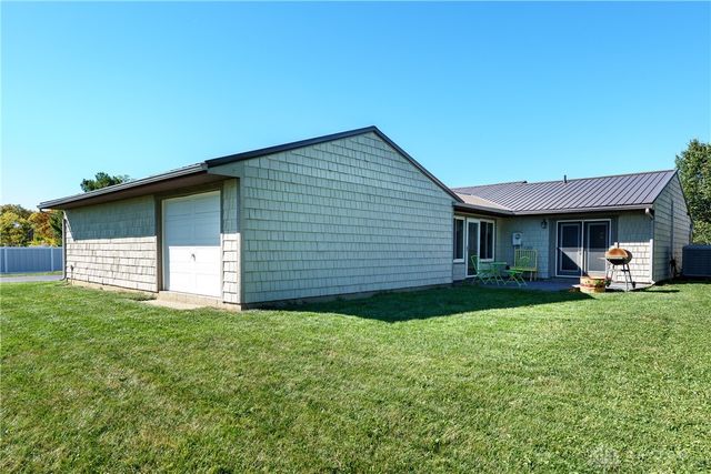 60 E Ellis Drive, Waynesville, OH 45068