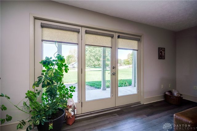 60 E Ellis Drive, Waynesville, OH 45068