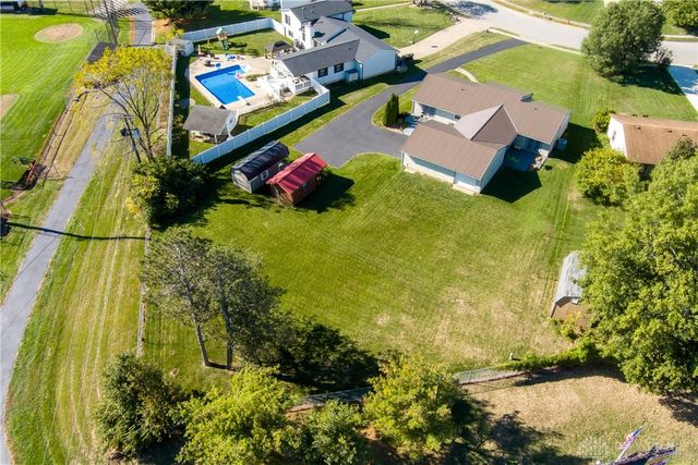 60 E Ellis Drive, Waynesville, OH 45068