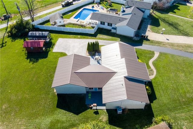 60 E Ellis Drive, Waynesville, OH 45068