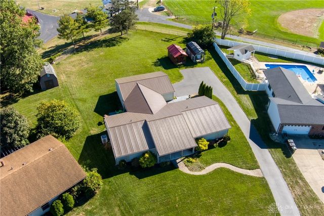 60 E Ellis Drive, Waynesville, OH 45068