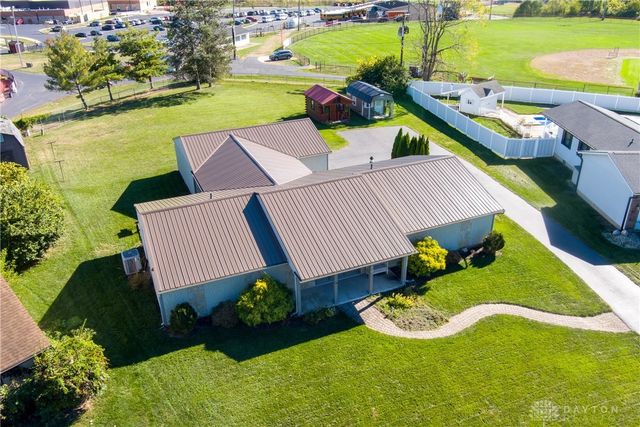 60 E Ellis Drive, Waynesville, OH 45068