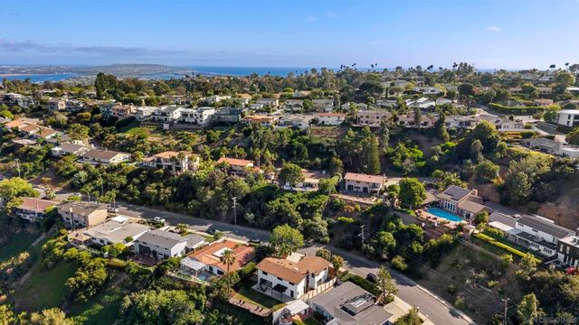 5777 Desert View, San Diego, CA 92037