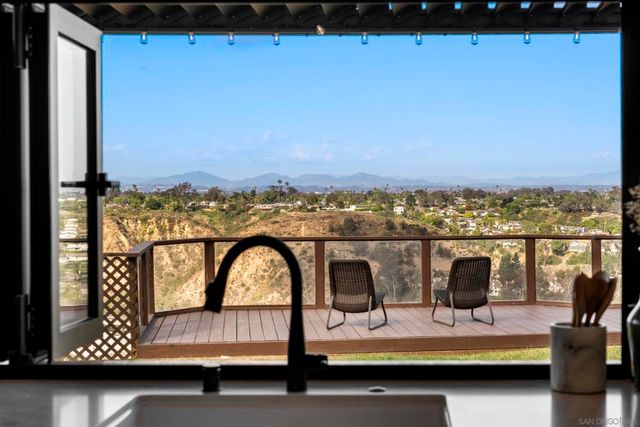 5777 Desert View, San Diego, CA 92037