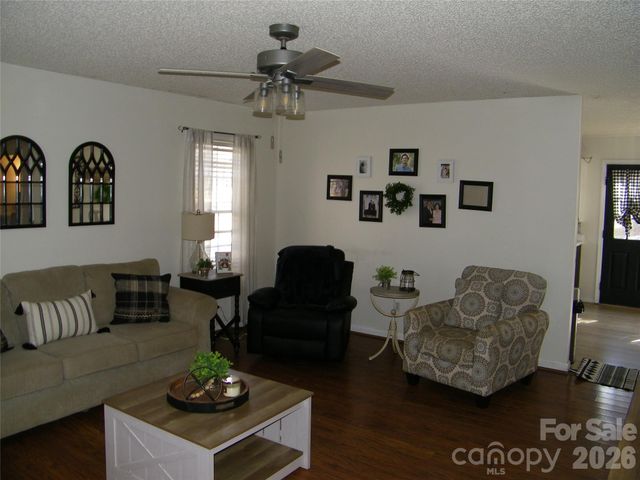 115 East Avenue, Salisbury, NC 28146