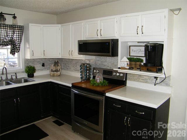 115 East Avenue, Salisbury, NC 28146