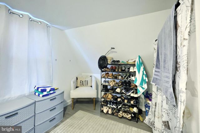 18 BECK MILL RD, Hanover, PA 17331