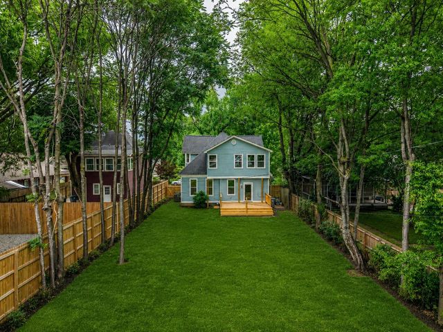 2165 MONROE AVE, Memphis, TN 38104