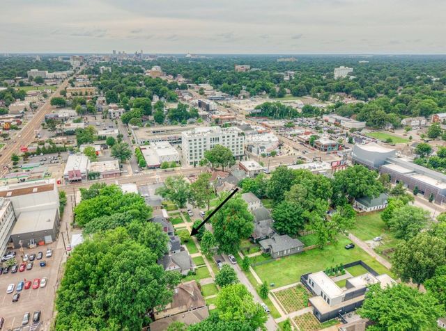 2165 MONROE AVE, Memphis, TN 38104