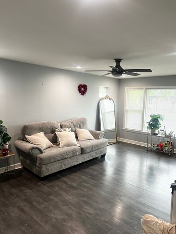 15214 Wabash Avenue, South Holland, IL 60473