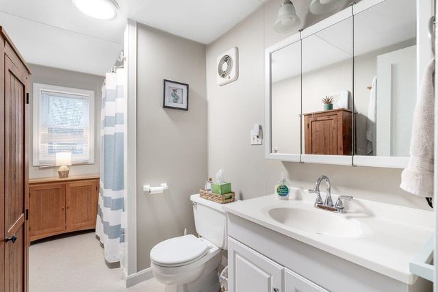 16 Larch Street, Goffstown, NH 03102