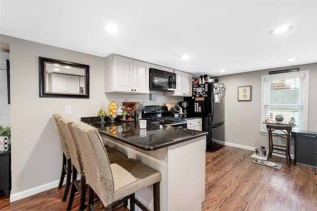 16 Larch Street, Goffstown, NH 03102