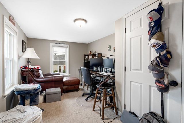 16 Larch Street, Goffstown, NH 03102