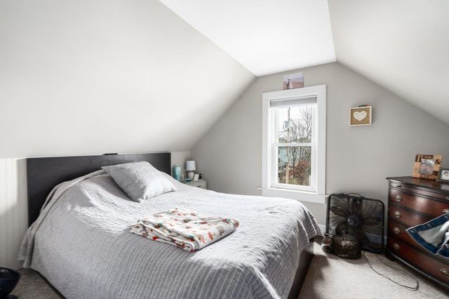 16 Larch Street, Goffstown, NH 03102