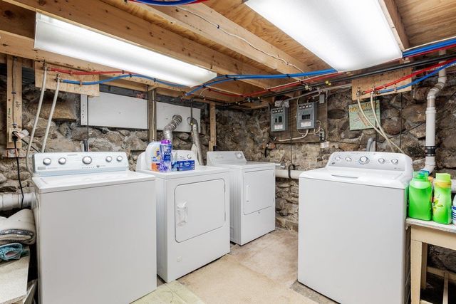 16 Larch Street, Goffstown, NH 03102