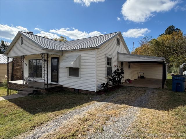 611 SW 9th, Wilburton, OK 74578